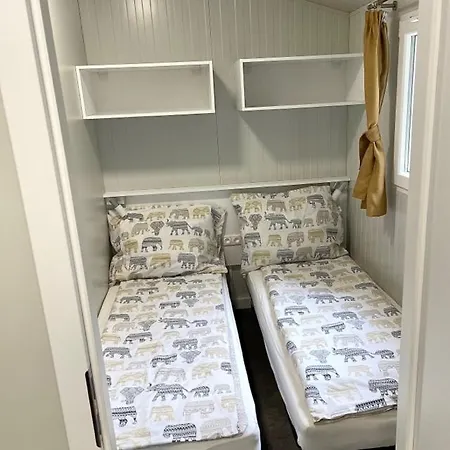 Deluxe Mobilhaz Balatonederics